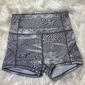 Lululemon gray/ white shorts